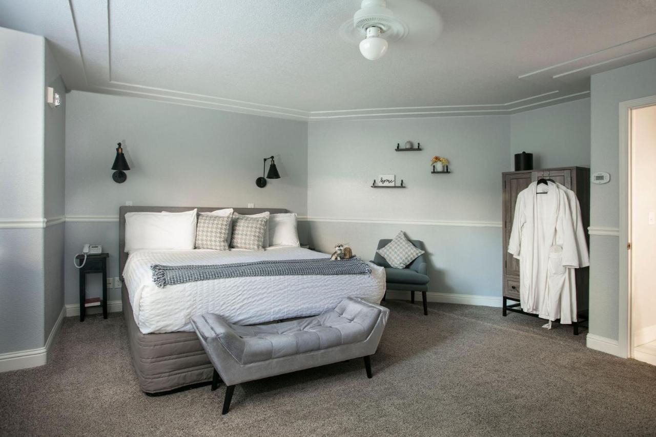 Hounds Tooth Inn Oakhurst Buitenkant foto